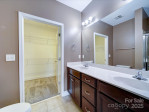 1000 Woodlawn Rd Charlotte, NC 28209