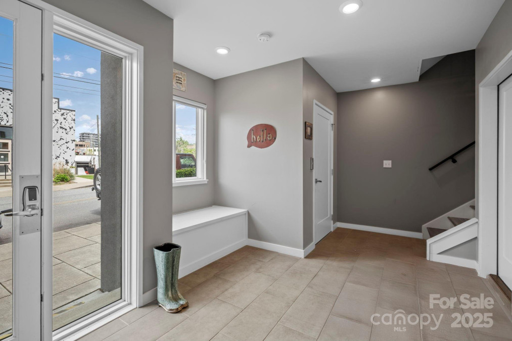 245 Short Coxe Ave Asheville, NC 28801