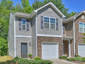 6037 Guildford Hill Ln Charlotte, NC 28215