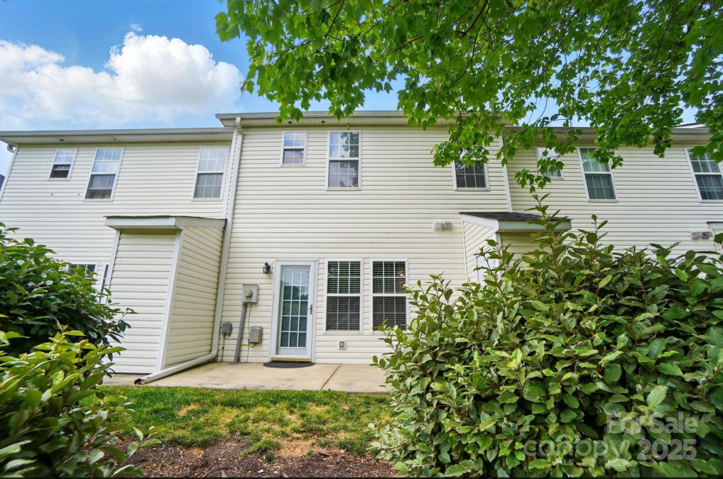 4132 Kenton Glenn Ct Concord, NC 28027