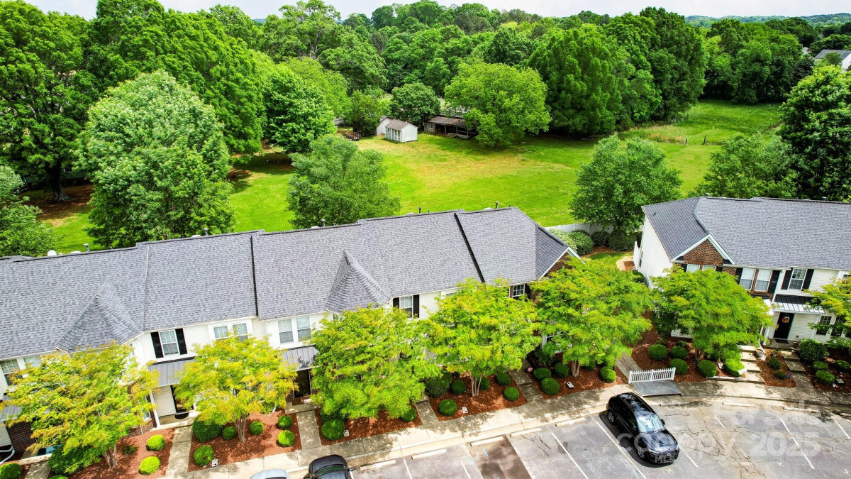 4132 Kenton Glenn Ct Concord, NC 28027