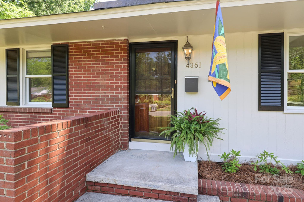 4361 Applegate Rd Charlotte, NC 28209