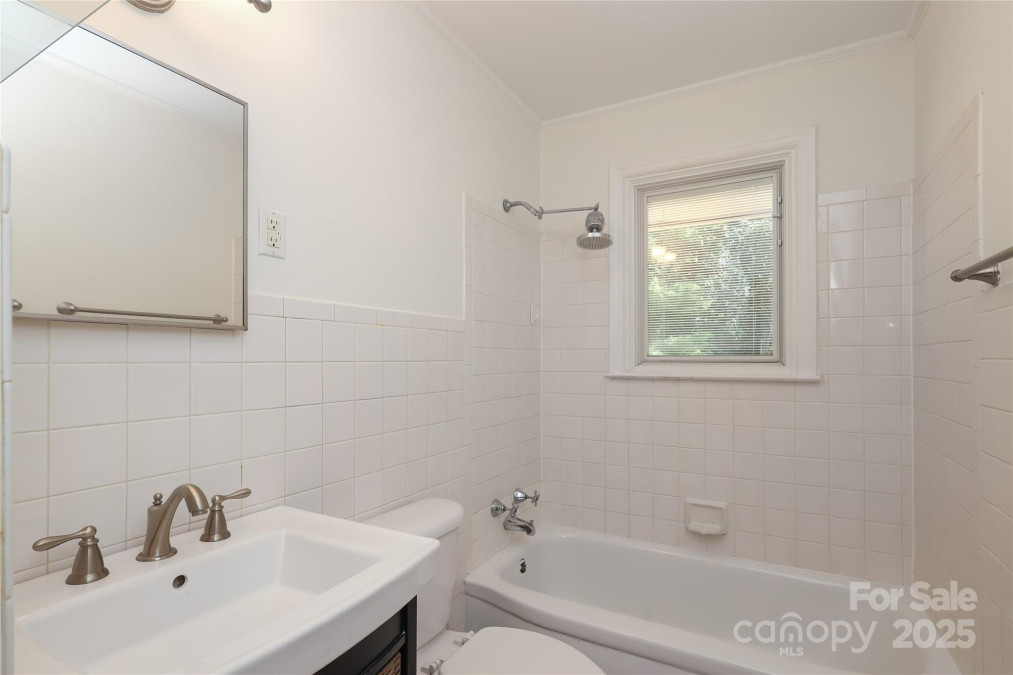 4361 Applegate Rd Charlotte, NC 28209