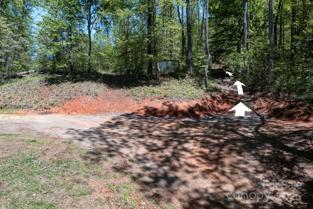 62 Mackenzie Way Swannanoa, NC 28778