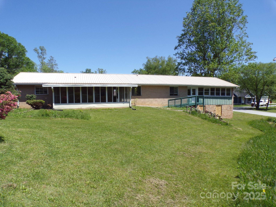 51 Fletcher View Dr Fletcher, NC 28732