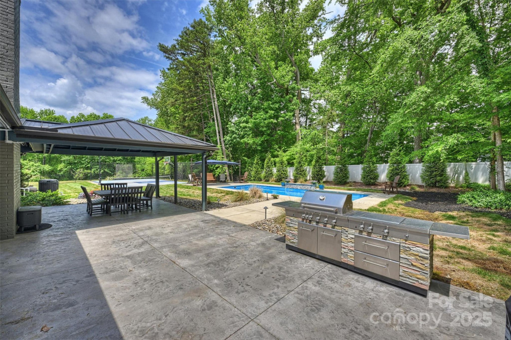 6108 Phyliss Ln Mint Hill, NC 28227