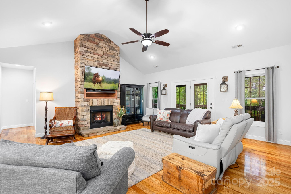730 Oak Ridge Farms Cir Newton, NC 28658