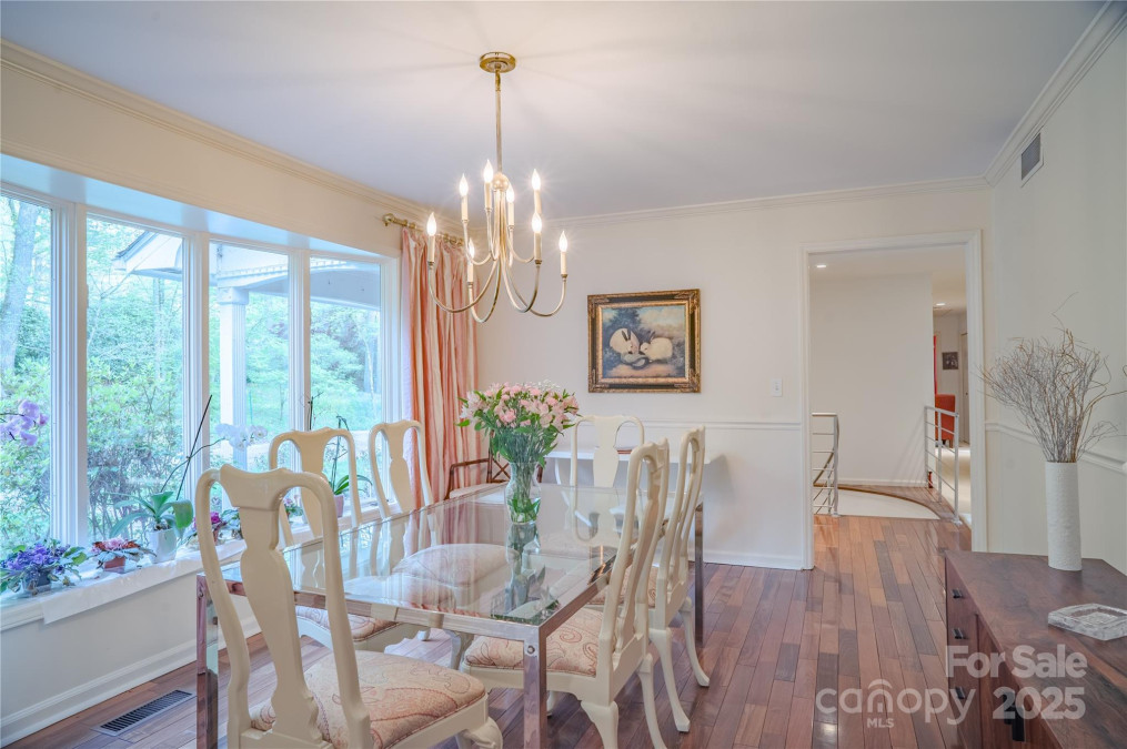 290 Tranquility Pl Hendersonville, NC 28739