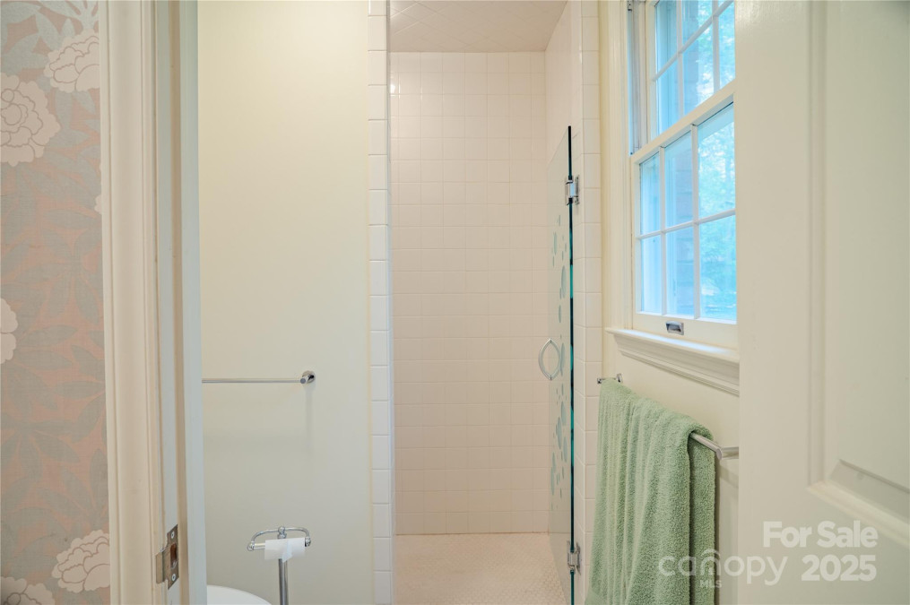 290 Tranquility Pl Hendersonville, NC 28739