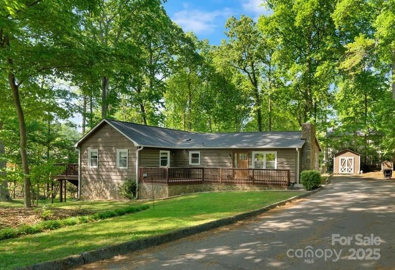 110 Lakeland Rd Mooresville, NC 28117