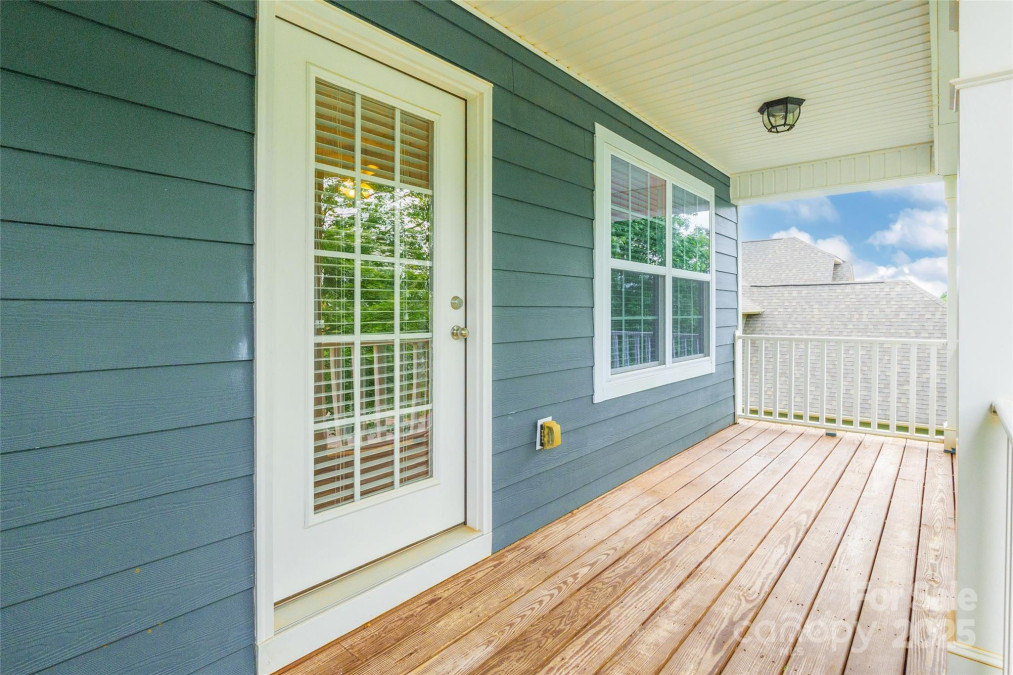 9109 Loch Glen Way Charlotte, NC 28278