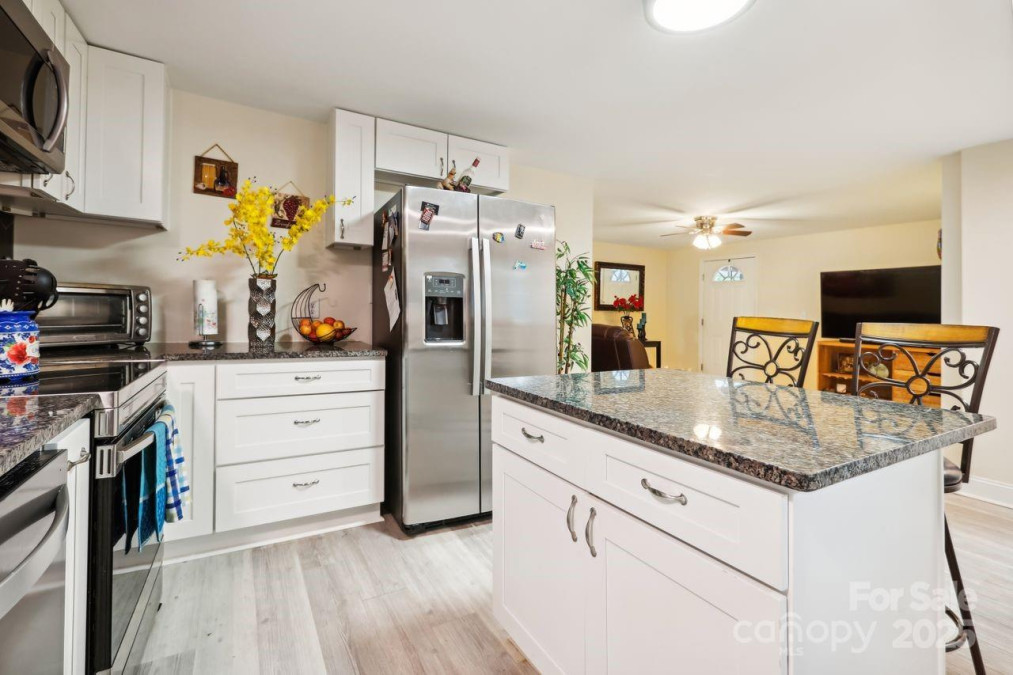 712 Grace Ave Kannapolis, NC 28083