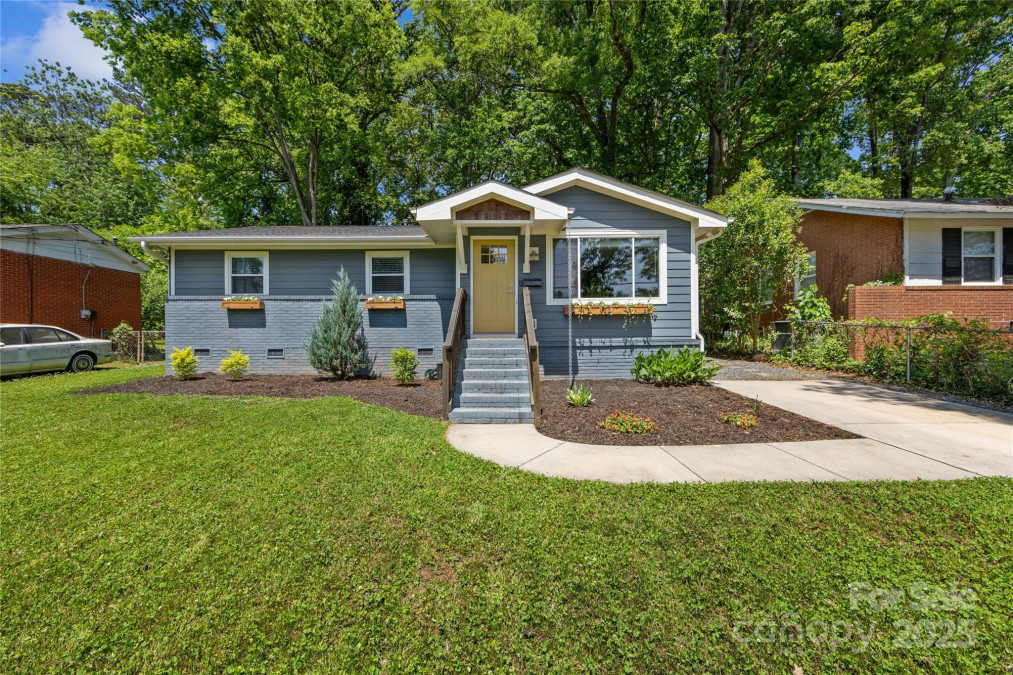2933 Hilliard Dr Charlotte, NC 28205