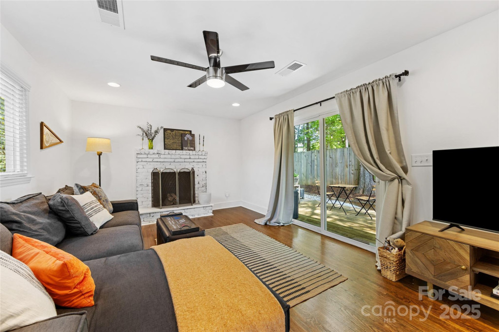 2933 Hilliard Dr Charlotte, NC 28205