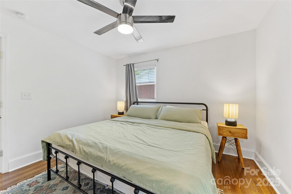 2933 Hilliard Dr Charlotte, NC 28205