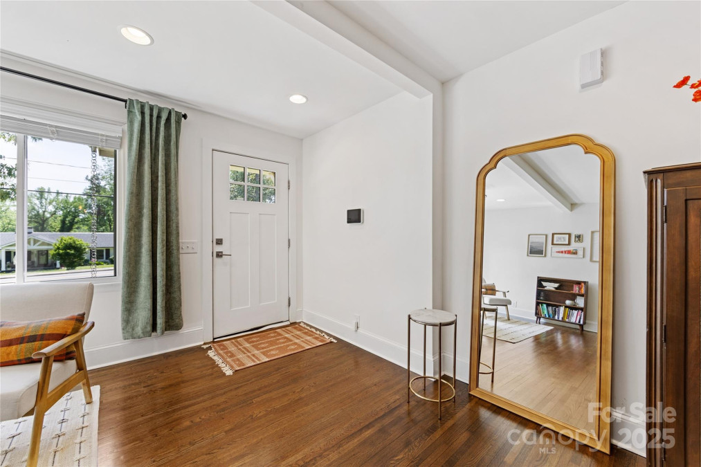 2933 Hilliard Dr Charlotte, NC 28205