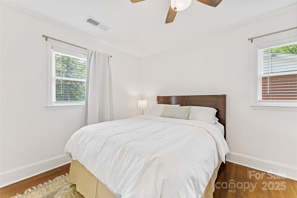 2933 Hilliard Dr Charlotte, NC 28205