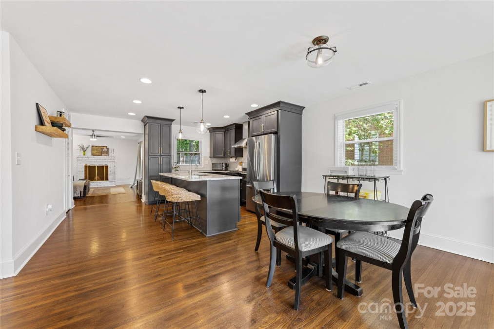 2933 Hilliard Dr Charlotte, NC 28205