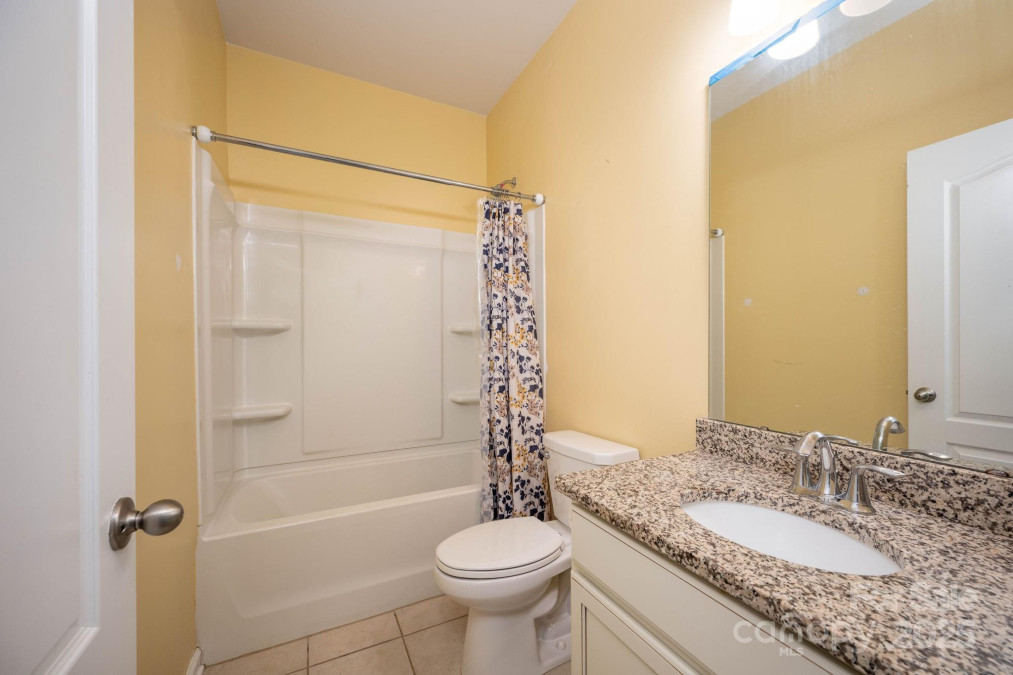150 Falls Cove Dr Troutman, NC 28166