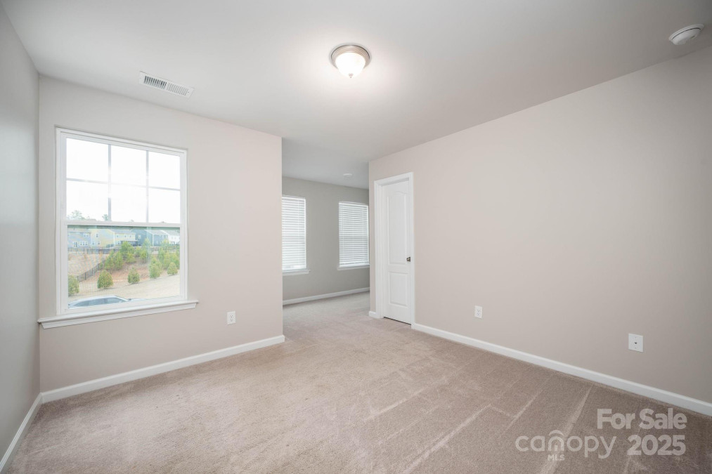 150 Falls Cove Dr Troutman, NC 28166
