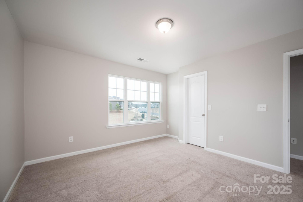 150 Falls Cove Dr Troutman, NC 28166