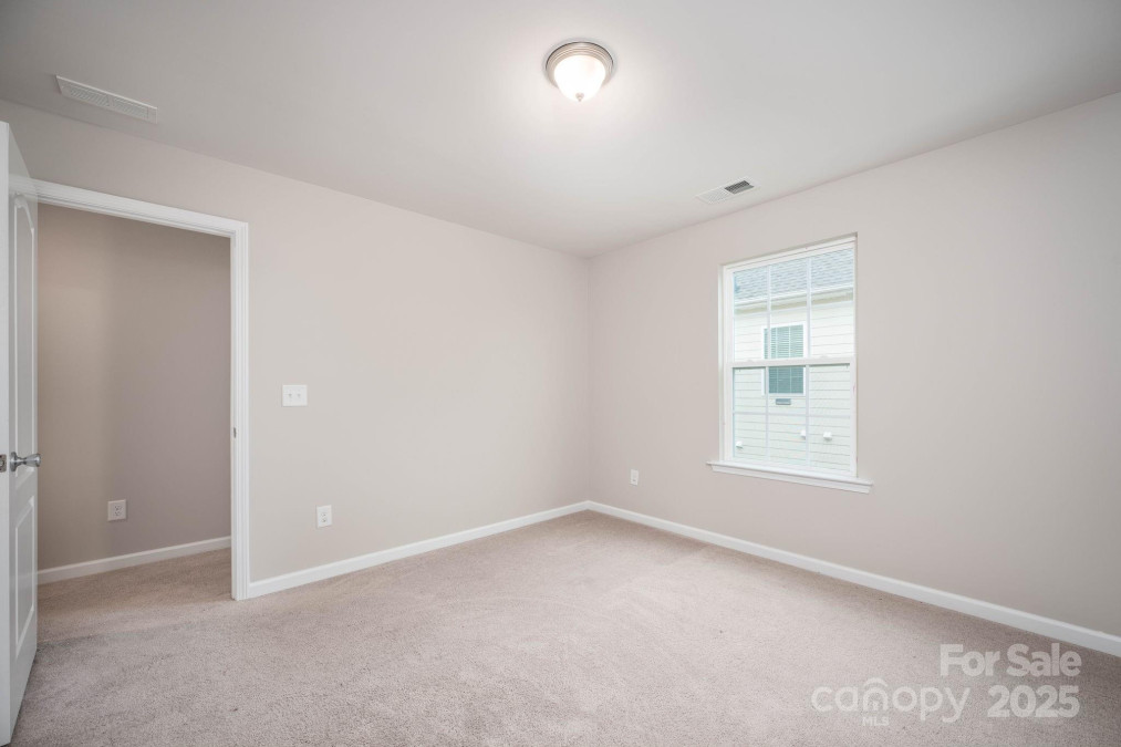 150 Falls Cove Dr Troutman, NC 28166