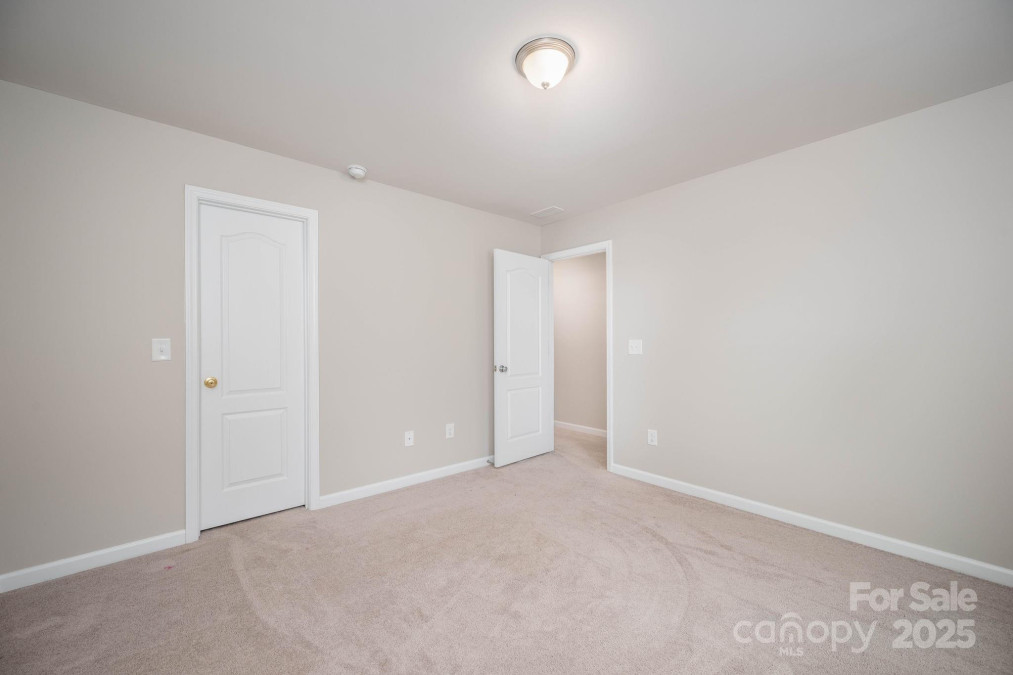 150 Falls Cove Dr Troutman, NC 28166