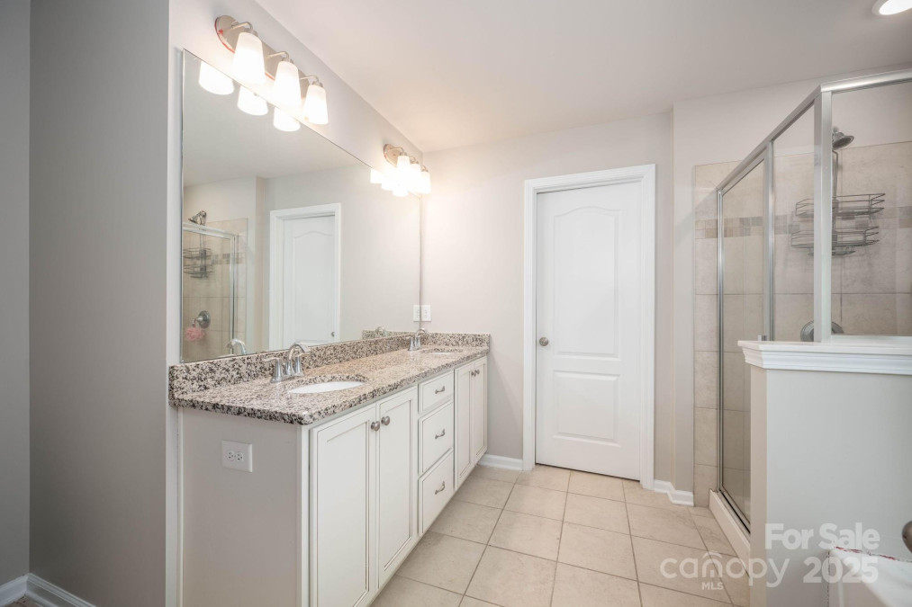 150 Falls Cove Dr Troutman, NC 28166