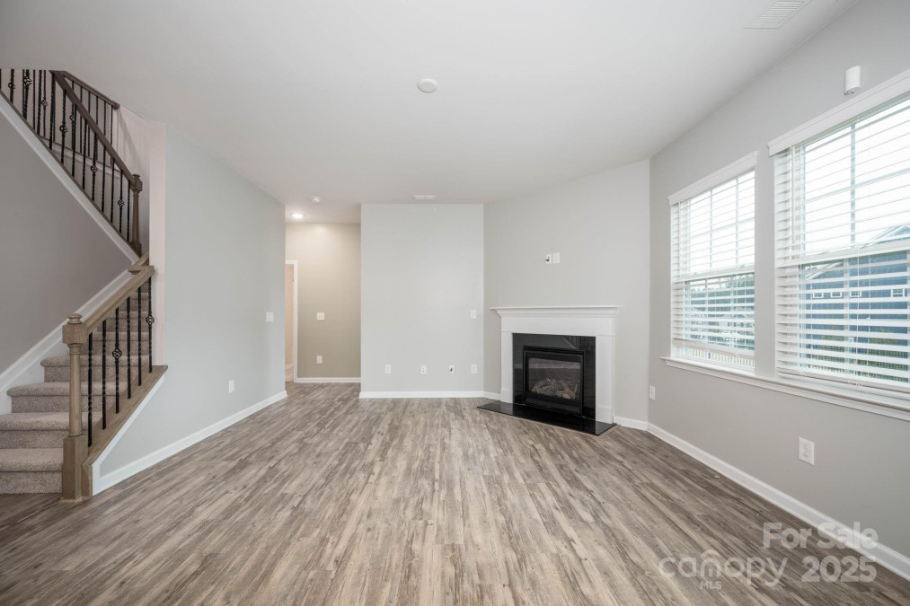 150 Falls Cove Dr Troutman, NC 28166