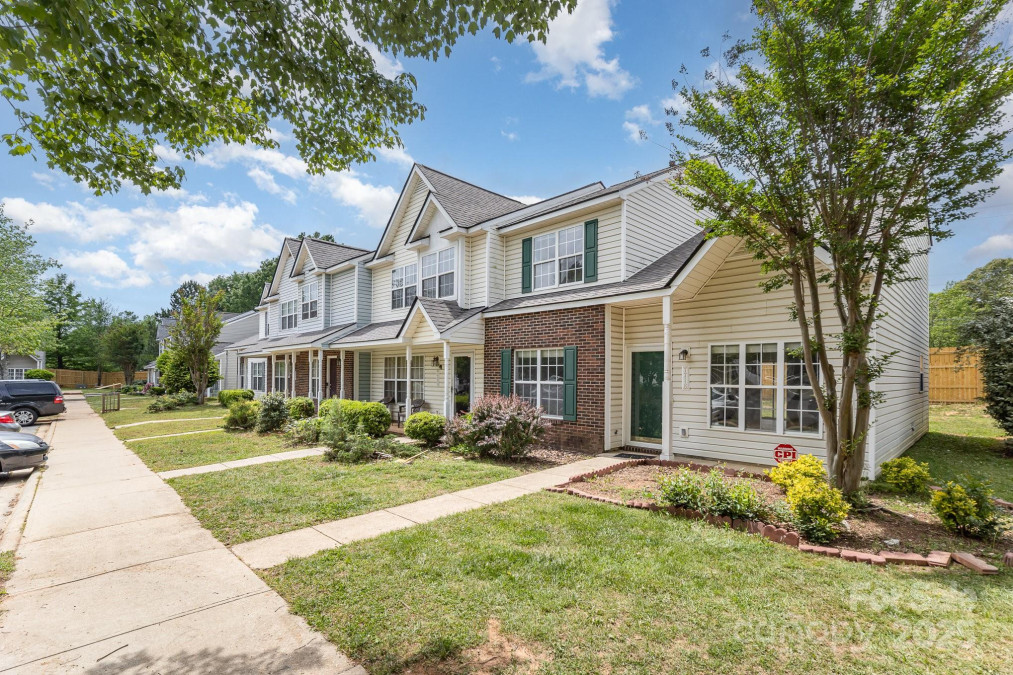 7718 Petrea Ln Charlotte, NC 28227