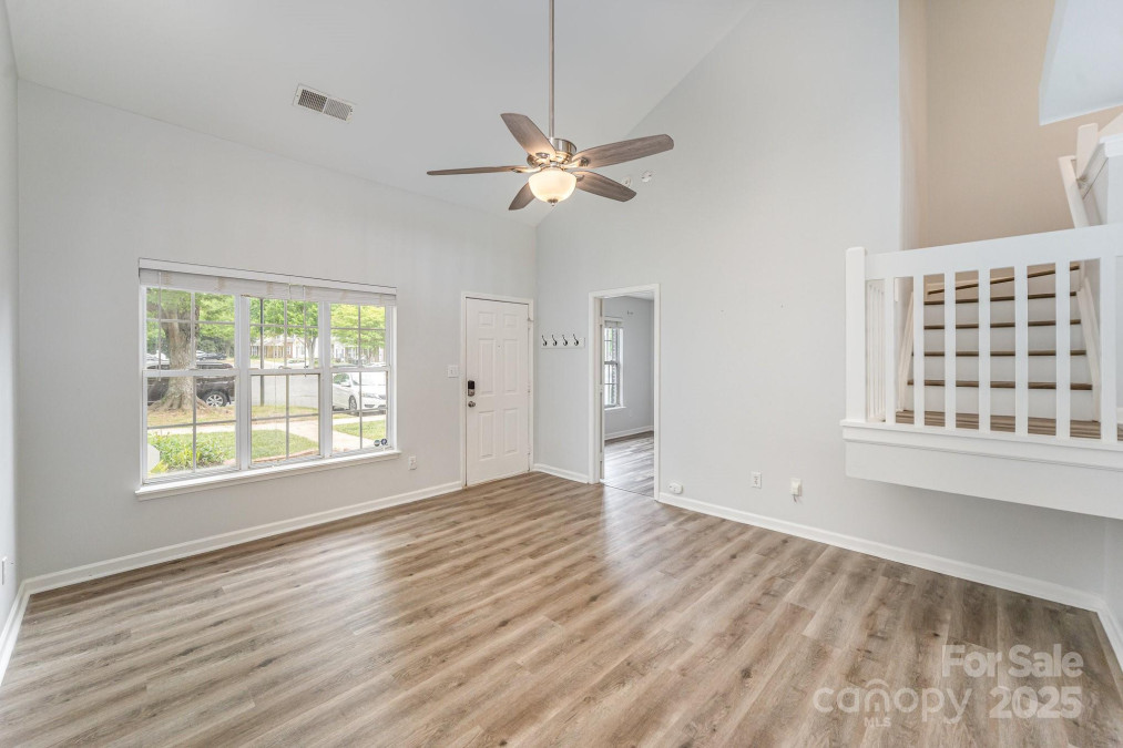 7718 Petrea Ln Charlotte, NC 28227