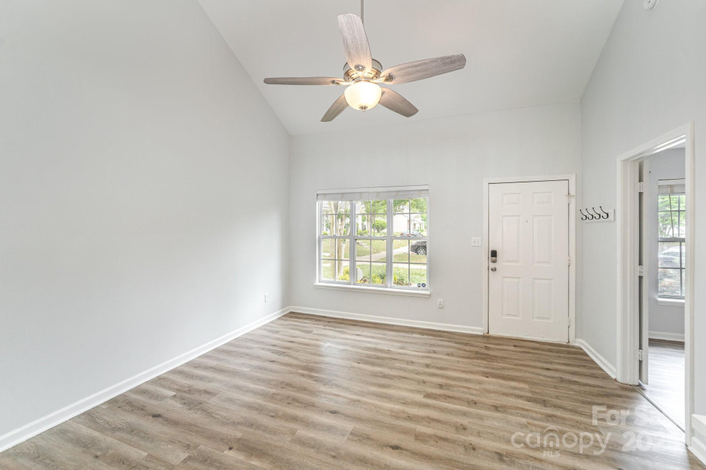 7718 Petrea Ln Charlotte, NC 28227