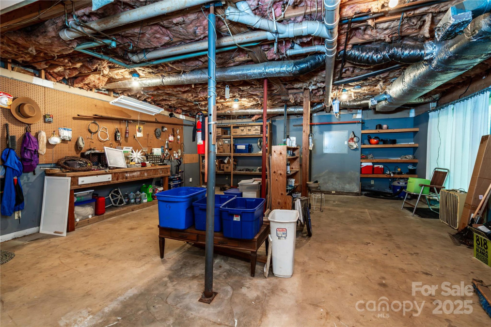 6766 Little Mountain Rd Sherrills Ford, NC 28673
