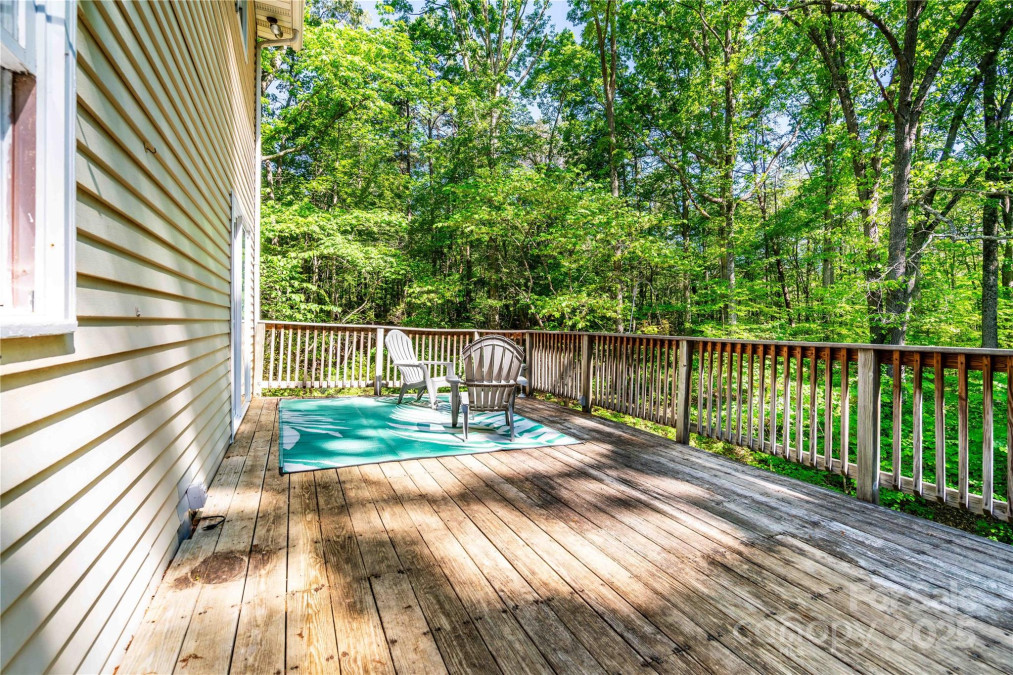 6766 Little Mountain Rd Sherrills Ford, NC 28673