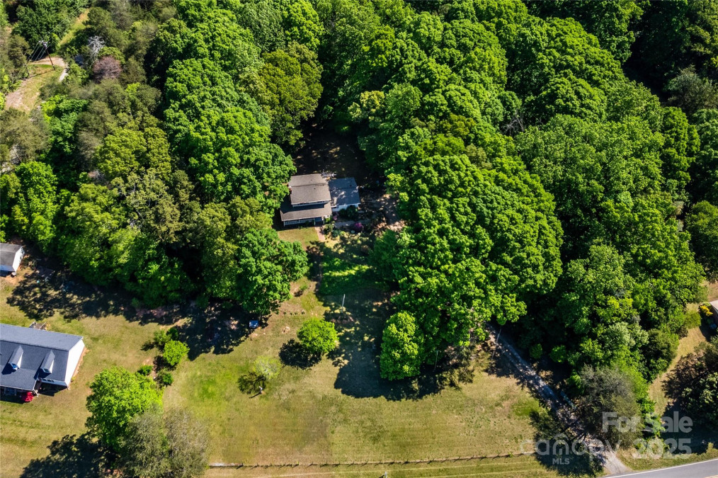 6766 Little Mountain Rd Sherrills Ford, NC 28673