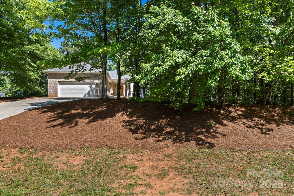 625 Trotters Ridge Ln Kernersville, NC 27284