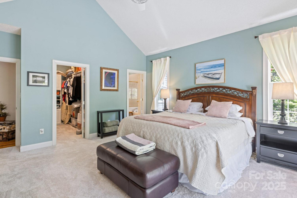 127 Poppy Ln Asheville, NC 28803