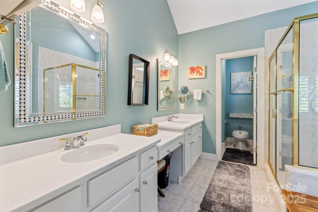 127 Poppy Ln Asheville, NC 28803