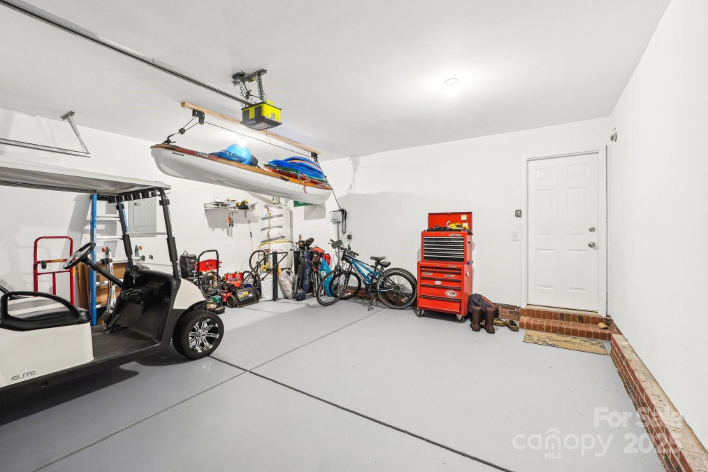 3032 Kilbeggan Dr Lake Wylie, SC 29710