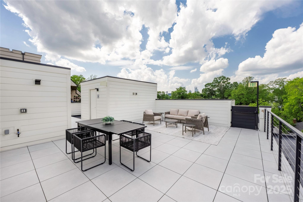 614 Queens Rd Charlotte, NC 28207