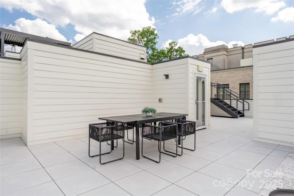 614 Queens Rd Charlotte, NC 28207