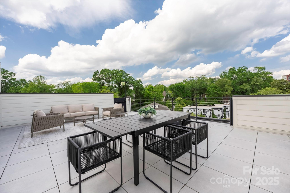 614 Queens Rd Charlotte, NC 28207