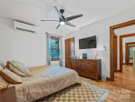 15 Pine Grove Ave Asheville, NC 28801