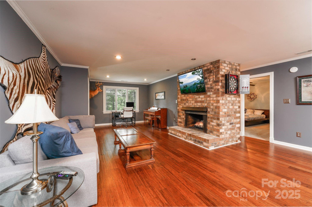 1360 Glen Cannon Dr Pisgah Forest, NC 28768