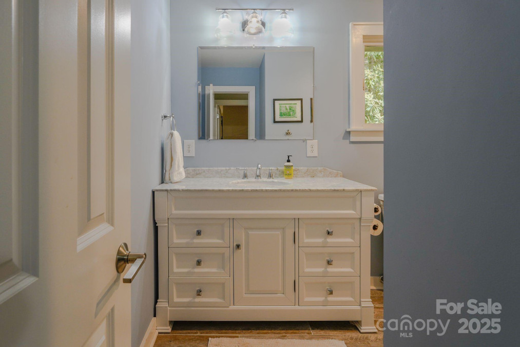 1360 Glen Cannon Dr Pisgah Forest, NC 28768