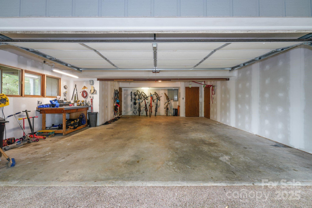 1360 Glen Cannon Dr Pisgah Forest, NC 28768