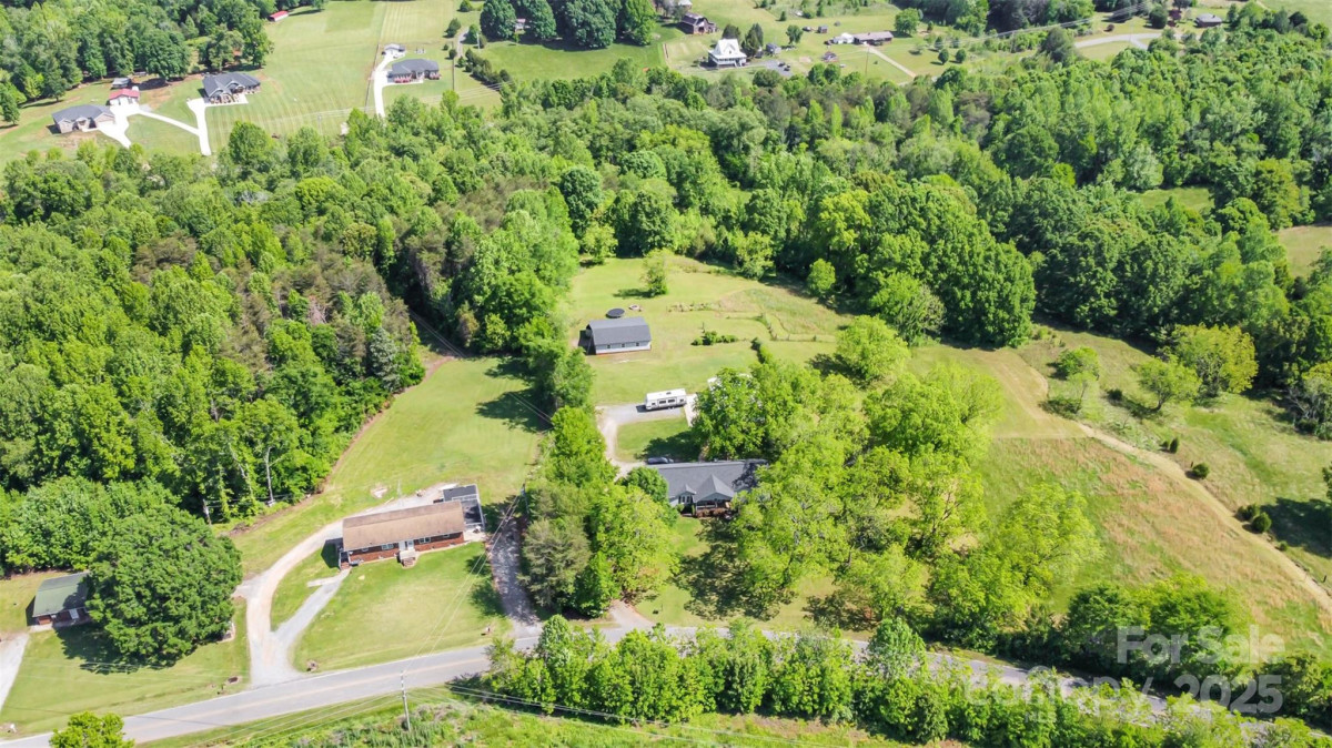 940 Hatchett Rd Lincolnton, NC 28092