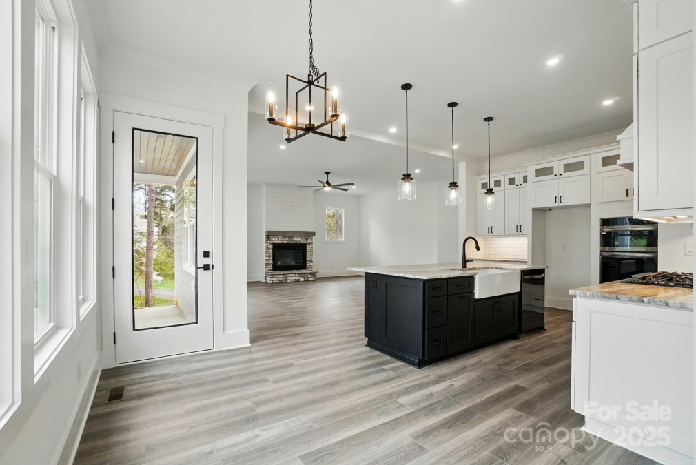 149 Shady Cove Rd Troutman, NC 28166