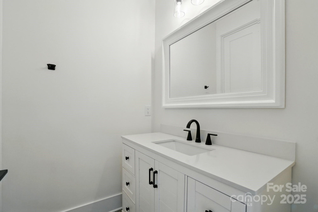 149 Shady Cove Rd Troutman, NC 28166