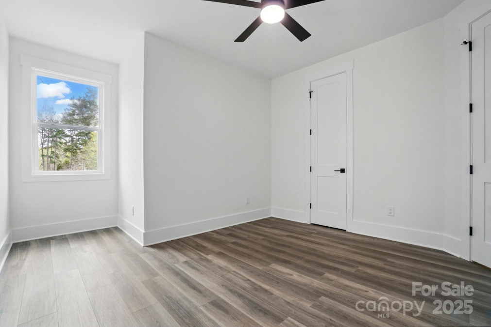 149 Shady Cove Rd Troutman, NC 28166